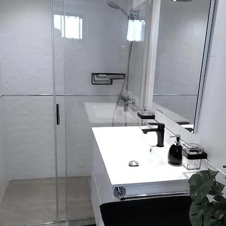 Portonovo Paraiso Ii - Sea View - Swimming Pool - Good Wifi - Old Town شقة بويرتو ذيل كارمين