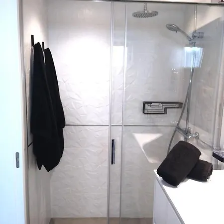 Portonovo Paraiso Ii - Sea View - Swimming Pool - Good Wifi - Old Town شقة بويرتو ذيل كارمين